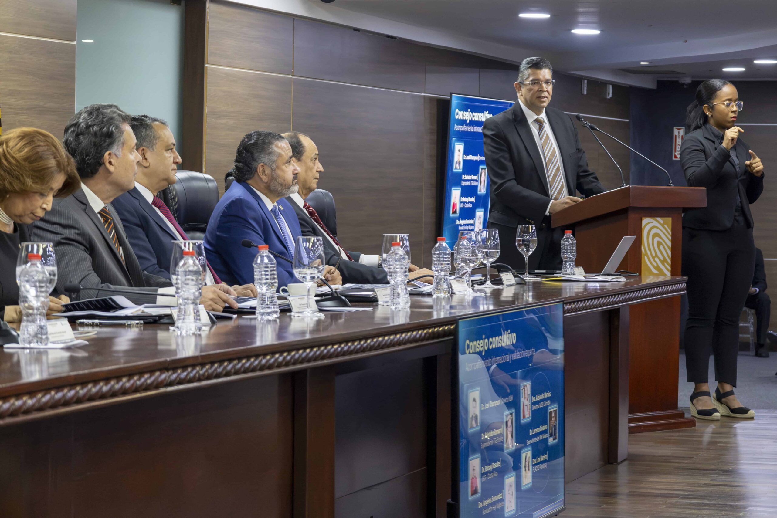 Debate sobre la alta abstención electoral reactiva propuestas de reforma al sistema político