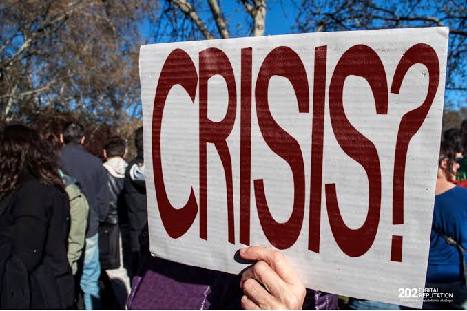 Crisis Institucional en el Exterior